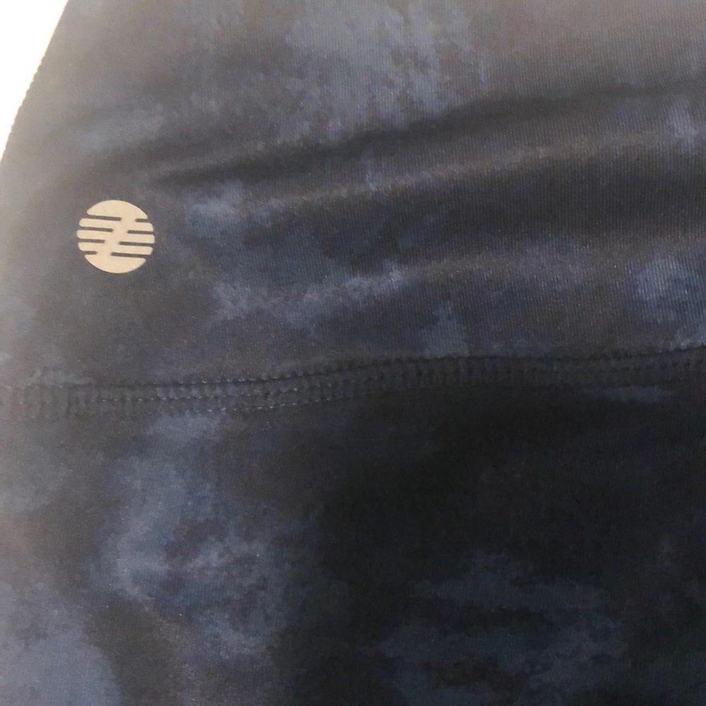 Z by Zella Capri leggings in blue navy and black - Picture 6 of 6